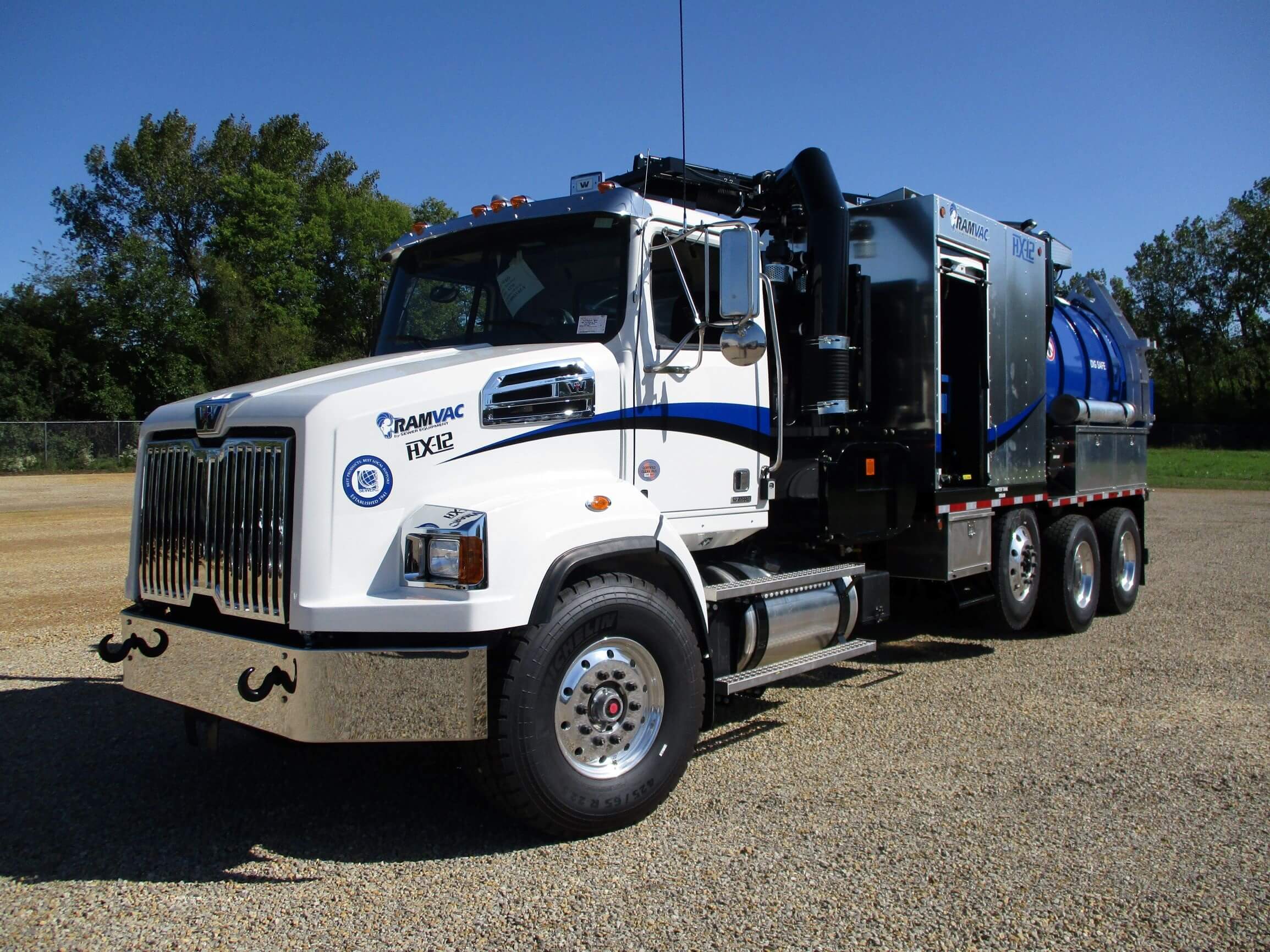 Sewer Equipment - HX 12 DRIVER FRONT QUARTER SHOT